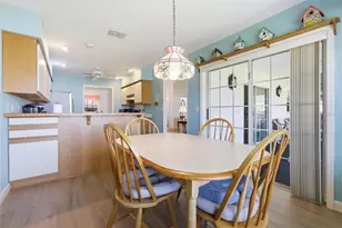 2061 Greenview Dr, Deltona, FL 32725 - Photo 9