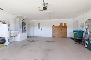 2061 Greenview Dr, Deltona, FL 32725 - Photo 23