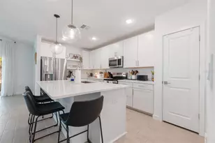 17 Birchwood Pl, Palm Coast, FL 32137 - Photo 9