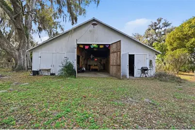 420 Pine Street, Crescent City, FL 32112 - Photo 37
