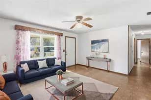 525 Sandy Pines Dr, Orange City, FL 32763 - Photo 7