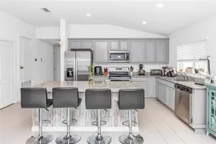 1670 Scarbrough Abby Pl, Saint Cloud, FL 34771 - Photo 3