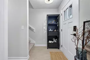 1096 Farwell St, Jacksonville, FL 32204 - Photo 3