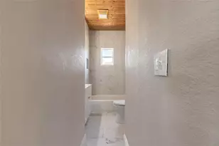 708 Davis St, Daytona Beach, FL 32118 - Photo 17