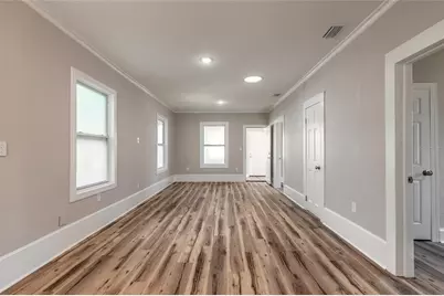 708 Davis Street, Daytona Beach, FL 32118 - Photo 9