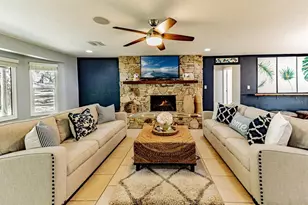 3272 Majestic Oak Dr, Saint Cloud, FL 34771 - Photo 17