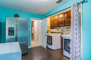3272 Majestic Oak Dr, Saint Cloud, FL 34771 - Photo 53