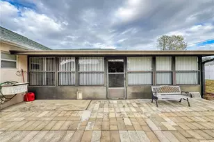 2695 N Juliet Dr, Deltona, FL 32738 - Photo 41