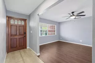 1317 N Shangri-La Dr, Daytona Beach, FL 32119 - Photo 5