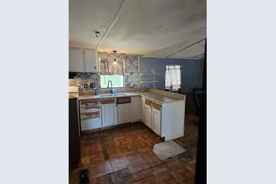 24326 Maxwell, Astor, FL 32102 - Photo 5