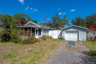 715 Neal St, New Smyrna Beach, FL 32168 - Photo 1
