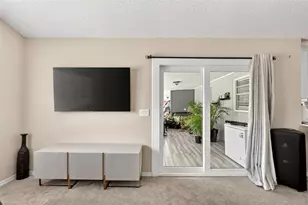 3010 Hallow Dr, Deltona, FL 32738 - Photo 23