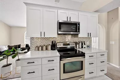 3010 Hallow Drive, Deltona, FL 32738 - Photo 3