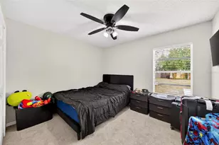 3010 Hallow Dr, Deltona, FL 32738 - Photo 17