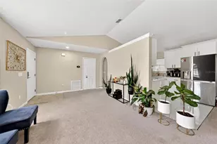 3010 Hallow Dr, Deltona, FL 32738 - Photo 11