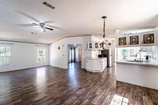 107 Golf Course Ln, Crescent City, FL 32112 - Photo 7