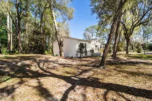 107 Golf Course Ln, Crescent City, FL 32112 - Photo 3