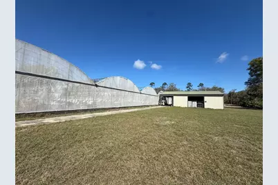 1065 S Massachusetts Avenue, Deland, FL 32724 - Photo 13