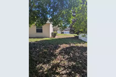 108 Twin Lake Circle, Umatilla, FL 32784 - Photo 9