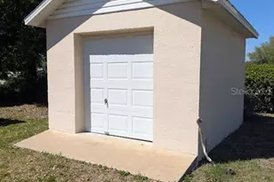 108 Twin Lake Cir, Umatilla, FL 32784 - Photo 39