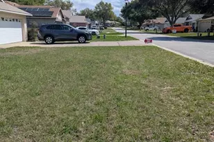 108 Twin Lake Cir, Umatilla, FL 32784 - Photo 41