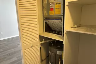 100 E Kentucky Ave, Deland, FL 32724 - Photo 27