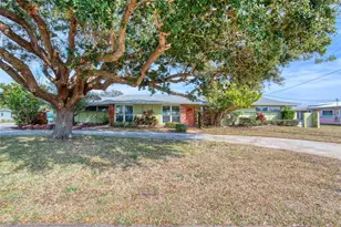 2614 N Peninsula Dr, Daytona Beach, FL 32118 - Photo 1