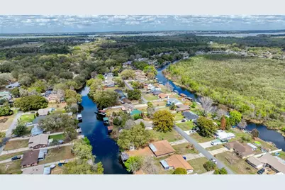 27727 Lois Drive, Tavares, FL 32778 - Photo 21