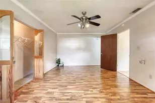 27727 Lois Dr, Tavares, FL 32778 - Photo 25