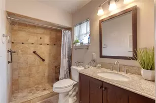27727 Lois Dr, Tavares, FL 32778 - Photo 39