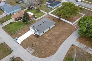 2921 Garret St, Deltona, FL 32738 - Photo 37