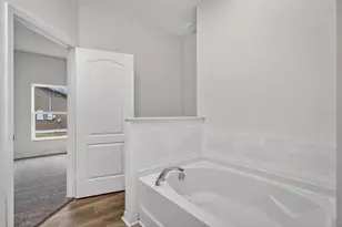 2921 Garret St, Deltona, FL 32738 - Photo 25