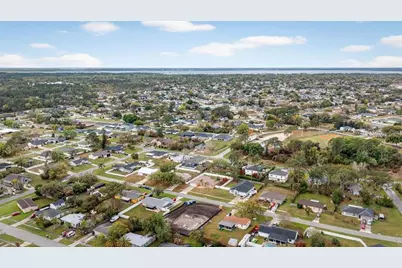 897 Picasso Avenue, Deltona, FL 32725 - Photo 7