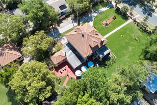 347 E 3rd Ave, Mount Dora, FL 32757 - Photo 9