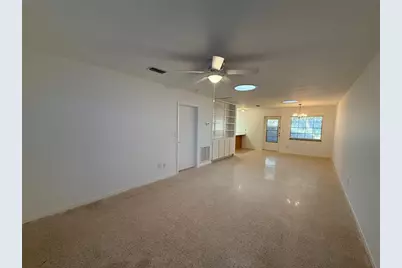 135 W Minnesota Avenue #8, Deland, FL 32720 - Photo 9