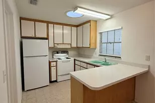 135 W Minnesota Ave, Deland, FL 32720 - Photo 13