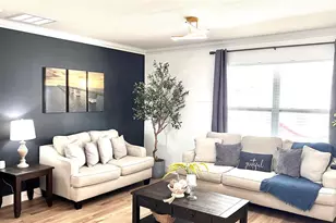 914 Guadalupe Dr, Orange City, FL 32763 - Photo 5