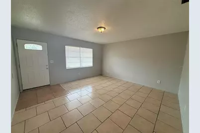 614 Larry Drive, Deland, FL 32724 - Photo 5