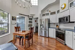 5481 Bounty Cir, Tavares, FL 32778 - Photo 5