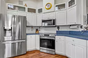 5481 Bounty Cir, Tavares, FL 32778 - Photo 7