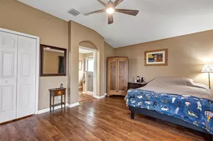 5481 Bounty Cir, Tavares, FL 32778 - Photo 21