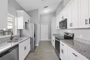 5057 Mallard Pond Ct, Orlando, FL 32808 - Photo 27