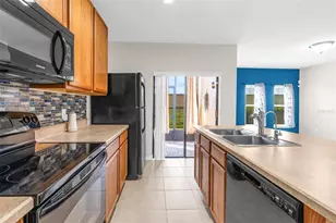 9664 Doris Ln, Orlando, FL 32829 - Photo 11