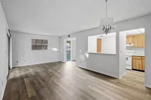 100 Sweetgum Woods Ct, Deltona, FL 32725 - Photo 7