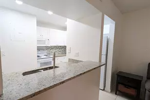 190 Hickory Woods Ct, Deltona, FL 32725 - Photo 9