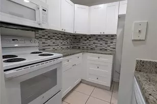 190 Hickory Woods Ct, Deltona, FL 32725 - Photo 11