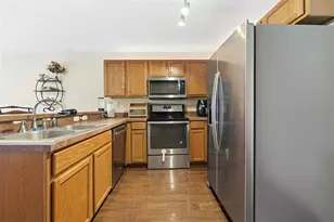 3562 Caruso Pl, Oviedo, FL 32765 - Photo 5