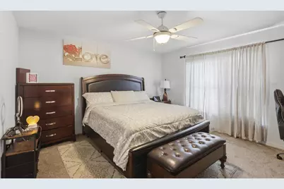 399 Cloverleaf Boulevard, Deltona, FL 32725 - Photo 17