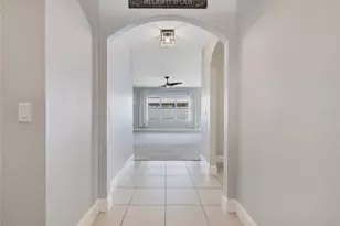 2736 Summerglen Ln, Eustis, FL 32726 - Photo 5