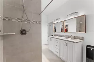 637 Holmes Ave, Daytona Beach, FL 32114 - Photo 17